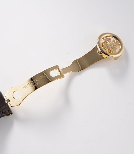 Retrograde Perpetual Calendar in Yellow Gold with Black Dial