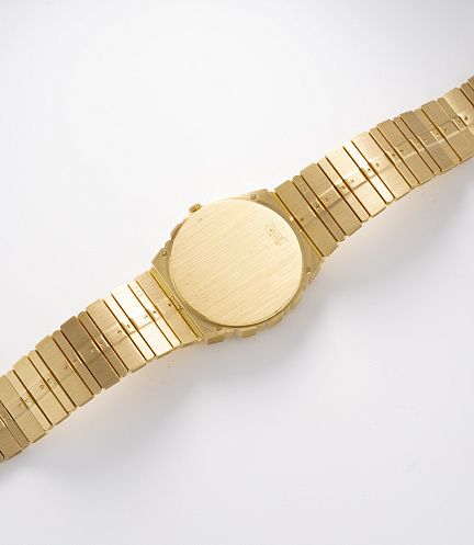 Polo with Onyx Dial in Yellow Gold and Diamonds with Service Warranty