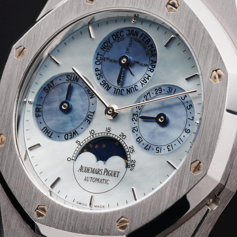 Platinum Perpetual Calendar with MOP Dial