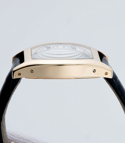 Tortue Monopoussoir in Yellow Gold