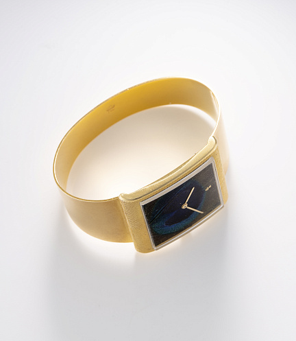 Large "Buckingham" with Peacock Feather Dial