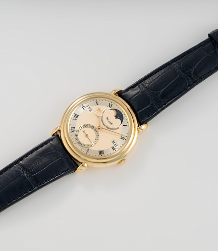 Reference 2 in Yellow Gold