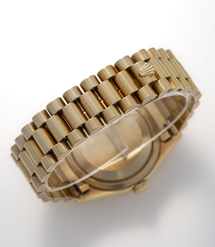 Day-Date born with Onyx Dial mentioned in Papers