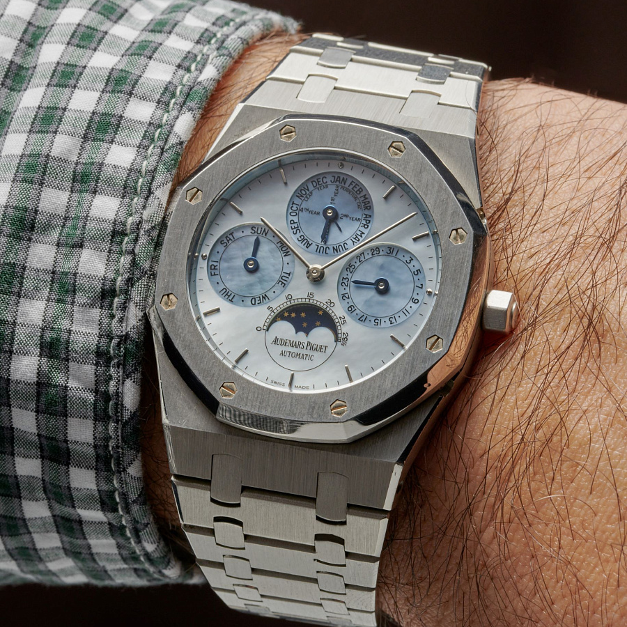 Platinum Perpetual Calendar with MOP Dial