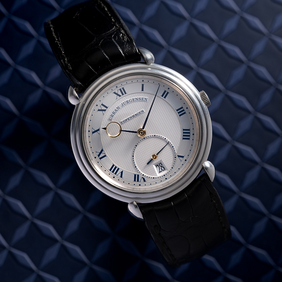 Early Reference 8 in Platinum