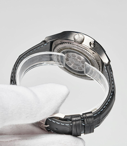 Racer Jumping Hour GMT Piece Unique