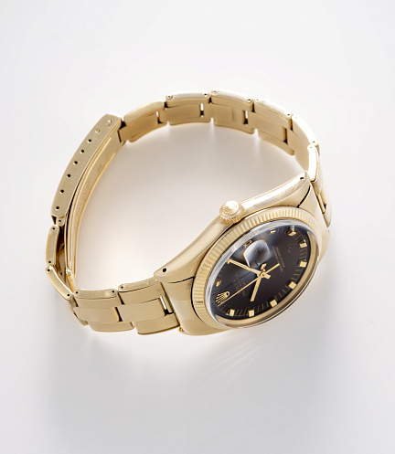 Oyster Perpetual Date with Special Dial in Yellow Gold 