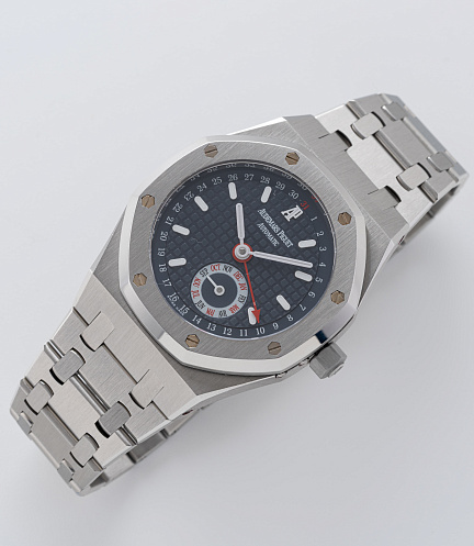 Royal Oak Annual Calendar