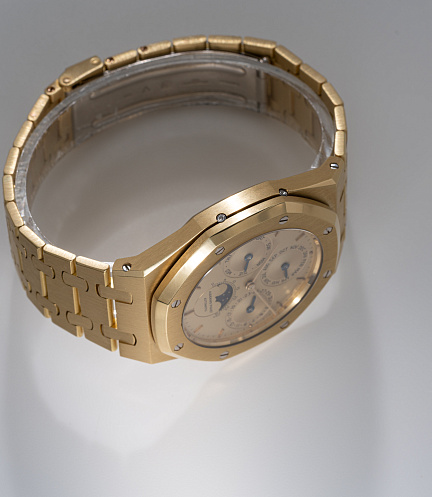 Royal Oak Perpetual Calendar in Yellow Gold