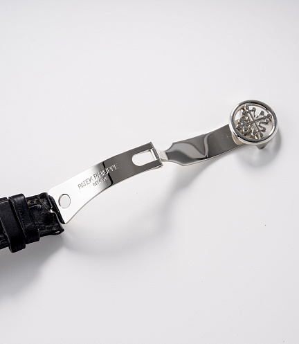 Calatrava 5026P-011 in Platinum