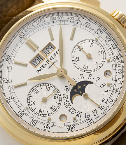 Perpetual Calendar Chronograph with Moonphase in Yellow Gold