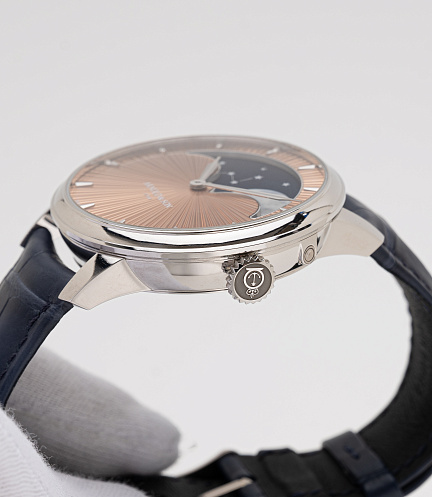 Perpetual Moon in Platinum with Salmon Dial