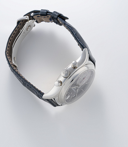 Annual Calendar Chronograph in Platinum