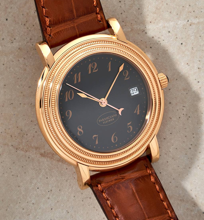 Toric in Rose Gold with Black Lacquer Dial