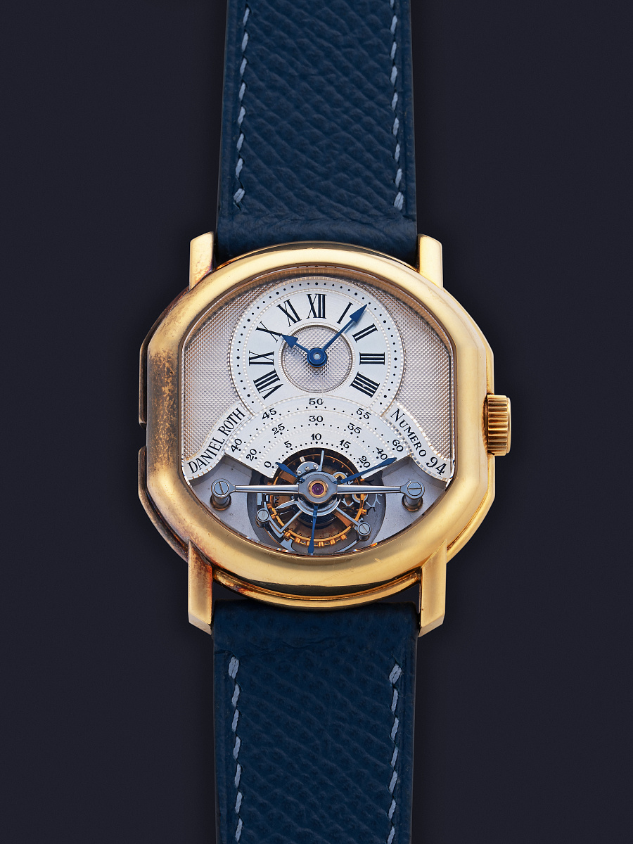 Regulateur Tourbillon in Yellow Gold with Clous de Paris "Ripe Banana"