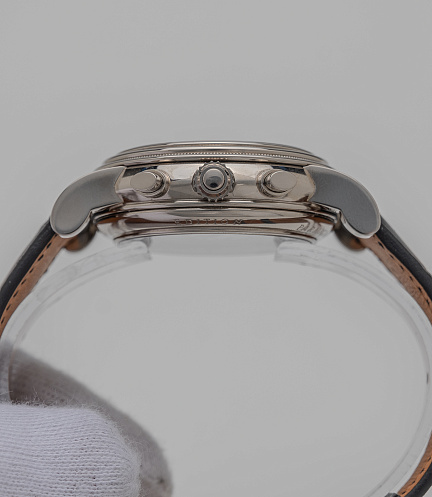 Toric Rattrapante in White Gold with Black Dial