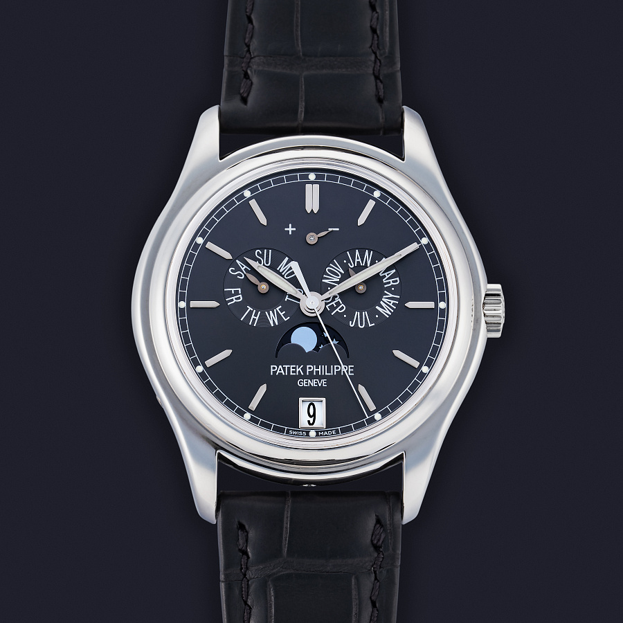 Annual Calendar Moonphase in White Gold