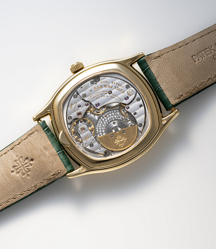 Perpetual Calendar in Yellow Gold