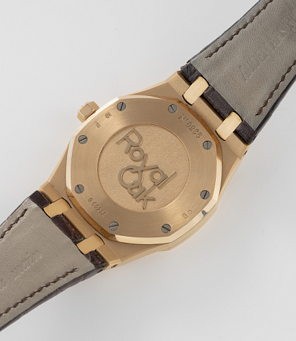 Royal Oak Dual Time in Rosegold