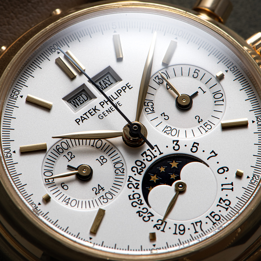 Perpetual Calendar Chronograph in Yellow Gold, Ref. 3971