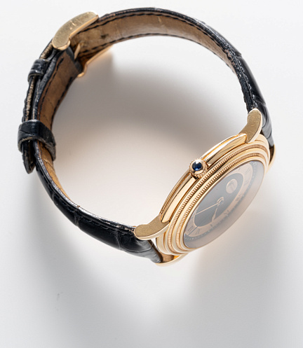 Toric in Rose Gold with Black Dial