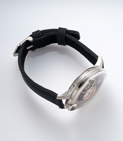 DC1 in Platinum with Onyx Dial and Opal Subdial