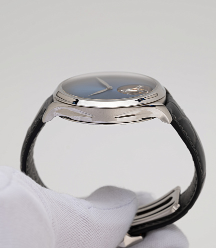 Funky Blue Endeavor Tourbillon Concept in Stainless Steel