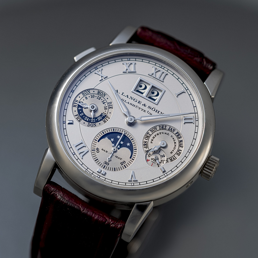 Langematik Perpetual in Platinum 