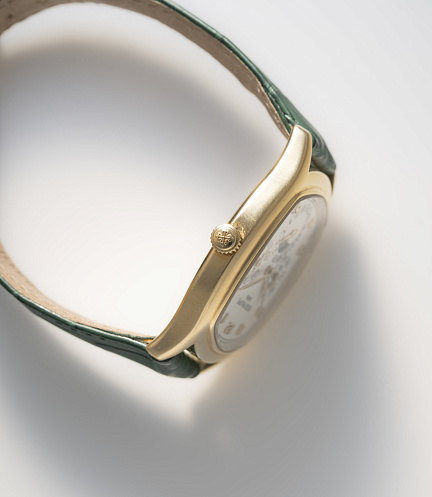 Perpetual Calendar in Yellow Gold