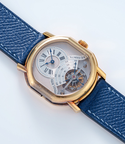 Regulateur Tourbillon in Yellow Gold with Clous de Paris "Ripe Banana"