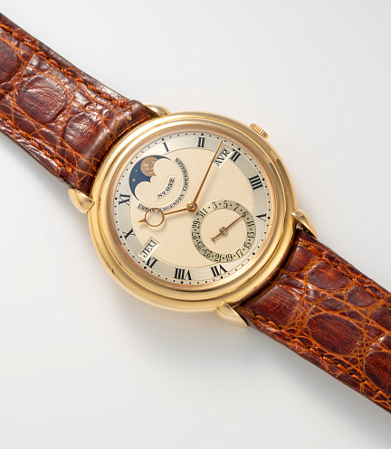 Reference 2 in Rose Gold with a Smiling Moon Phase/Face