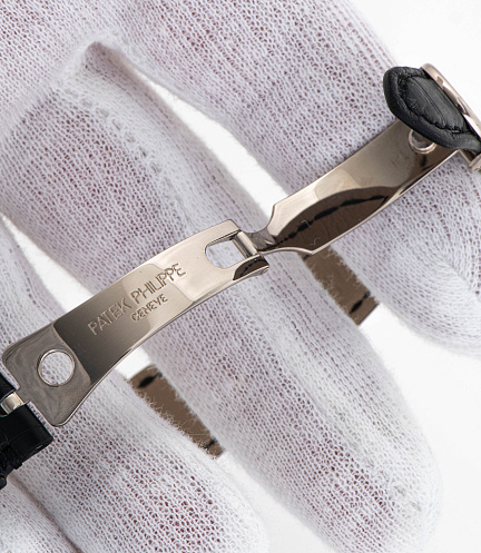 Perpetual Calendar in White Gold