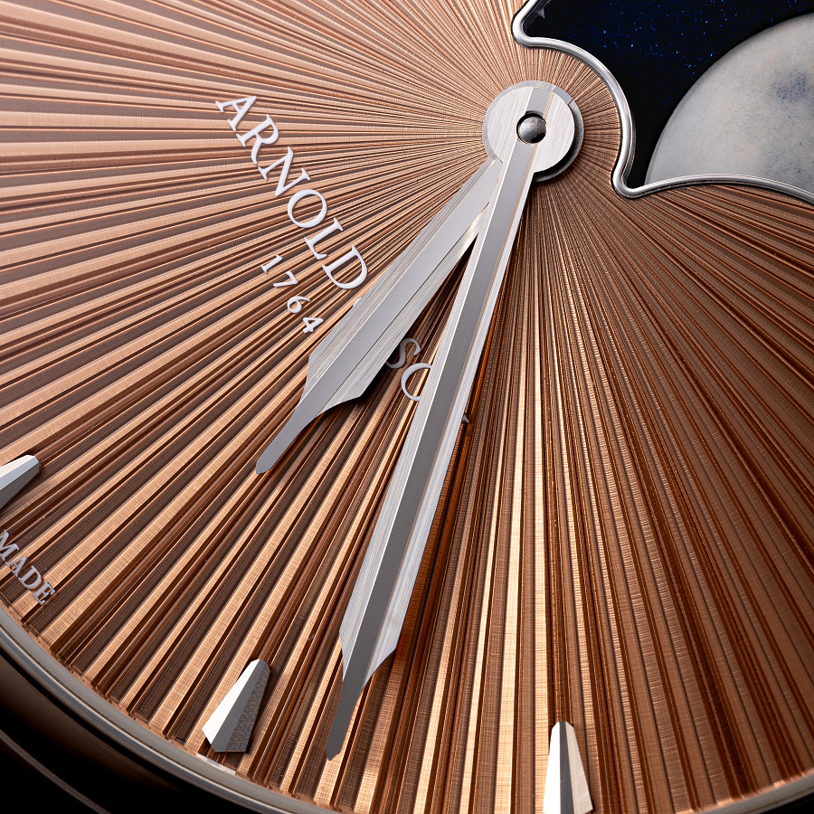 Perpetual Moon in Platinum with Salmon Dial