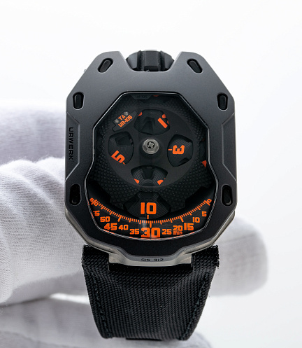 UR-105 Clockwork Orange