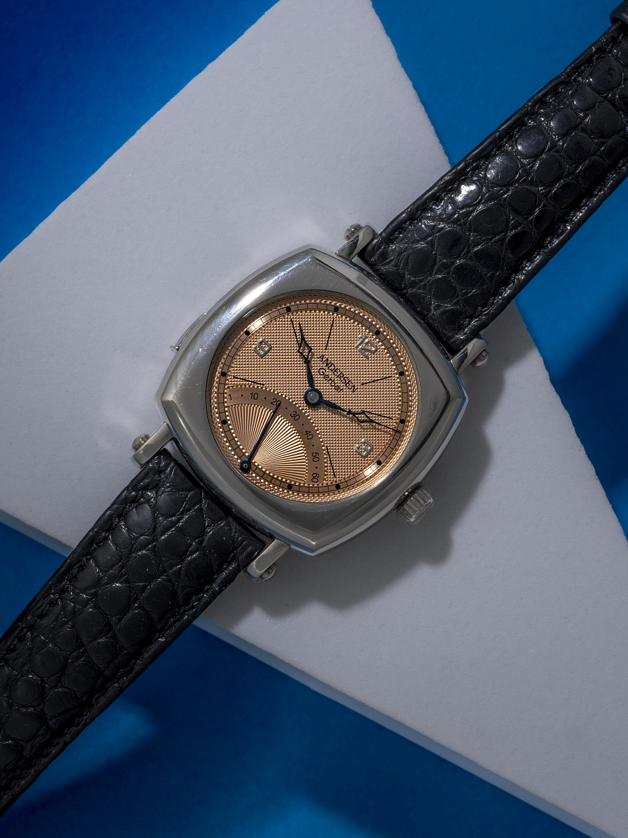 Minute Repeater and Retrograde Second in Platinum