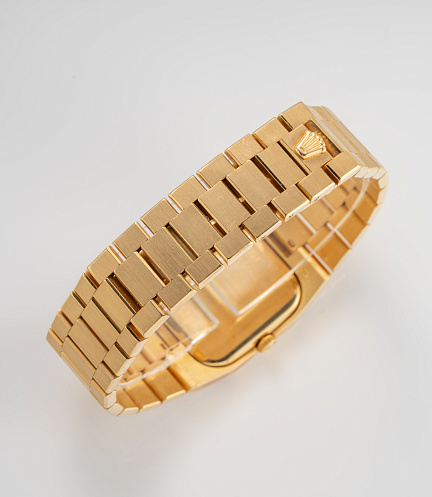 Cellini in Yellow Gold