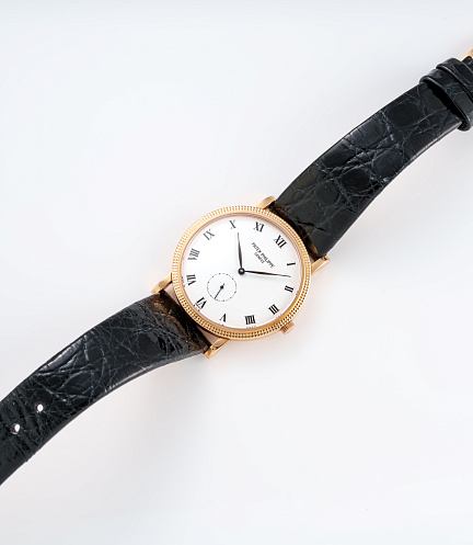 Calatrava with "Clous de Paris" in Rosegold