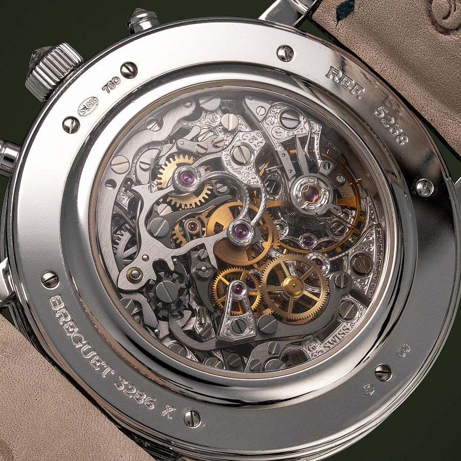 Classique Chronograph in White Gold