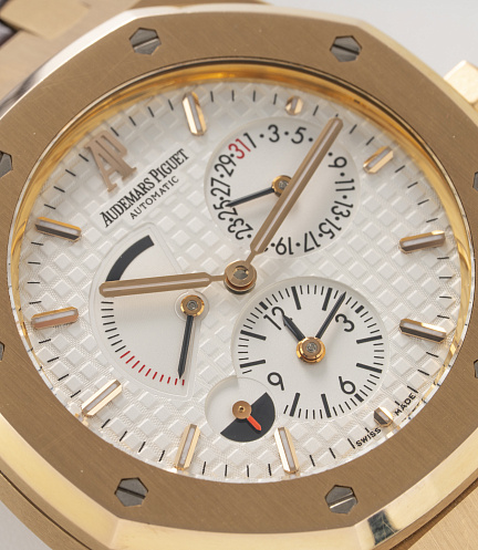 Royal Oak Dual Time in Rosegold