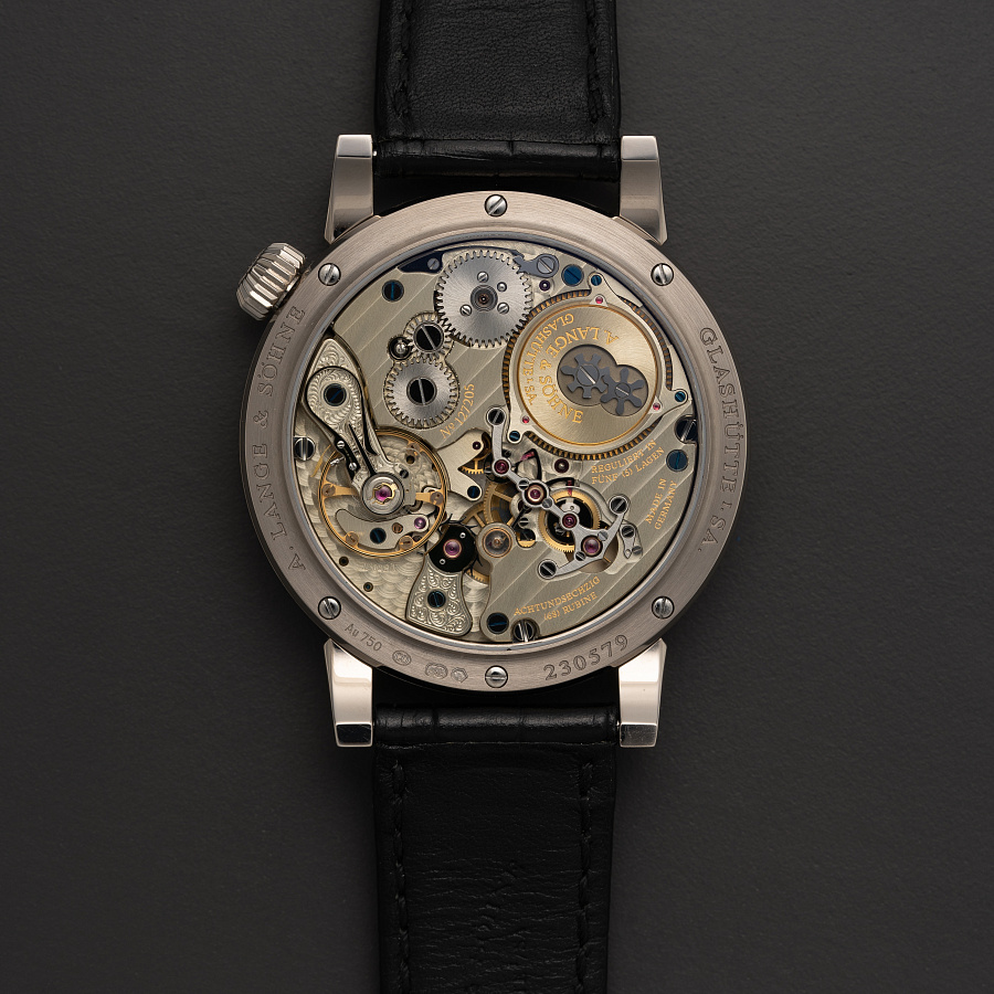 Zeitwerk in White Gold