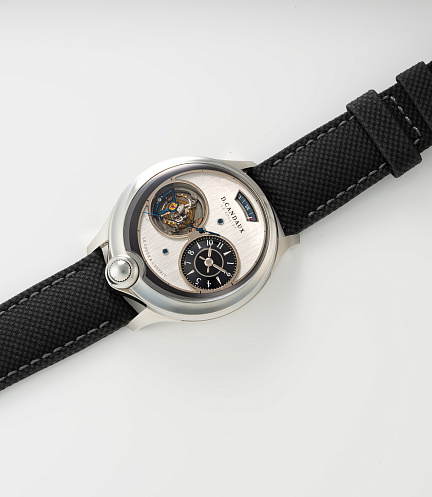 DC1 in Stainless Steel with Brushed Silver-Coloured Platinum Dial