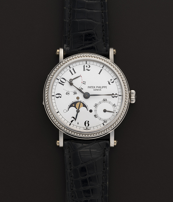 Moonphase Power Reserve in Platinum
