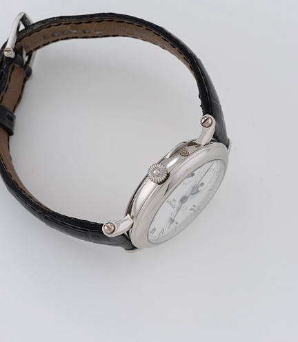 Power Reserve Moonphase in Platinum