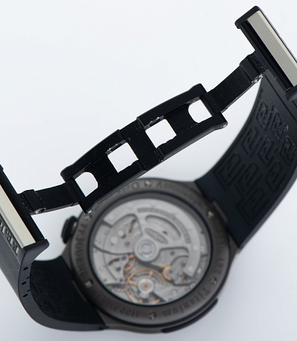Octa Sport in Titanium