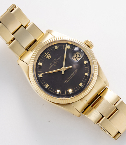Oyster Perpetual Date with Special Dial in Yellow Gold 