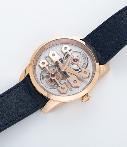Tourbillon with Three Gold Bridges in Rose Gold