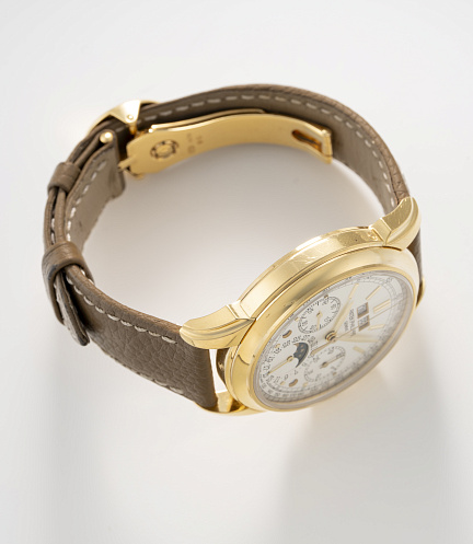 Perpetual Calendar Chronograph with Moonphase in Yellow Gold