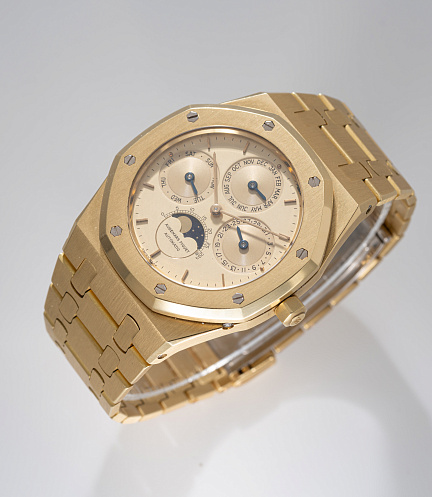 Royal Oak Perpetual Calendar in Yellow Gold