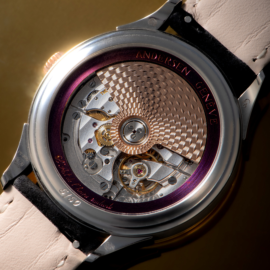 Jumping Hour with Black Jade Stone Dial "L'art des Heures Sautantes"