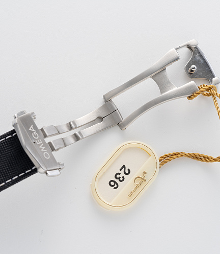 Omega Speedmaster Professional Moonwatch "Snoopy"